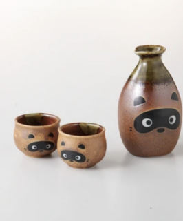 Shigaraki Kawaii Tanuki Sake Set (1 Flask and 2 cups)