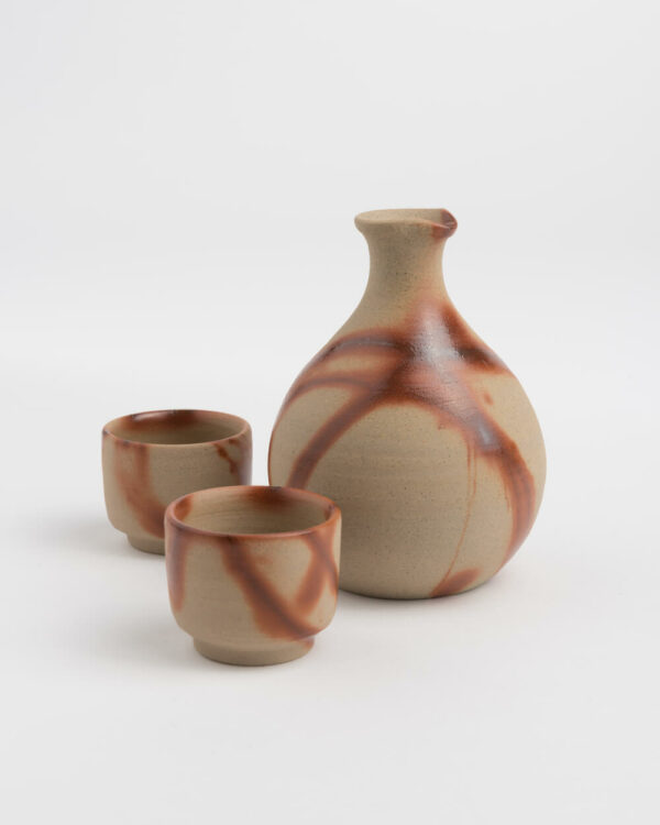 Bizen Hidasugi Sake Set (1 Tokkuri & 2 Choko)